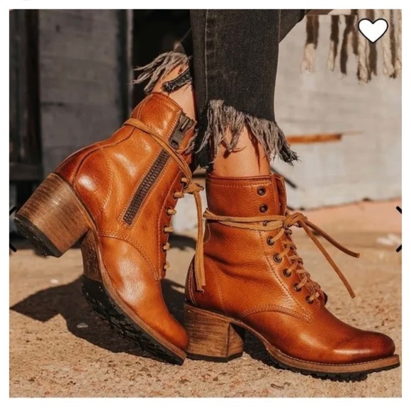 NWT Freebird by Steven Cavalier Tan (Size 6) boots booties - Picture 1 of 4